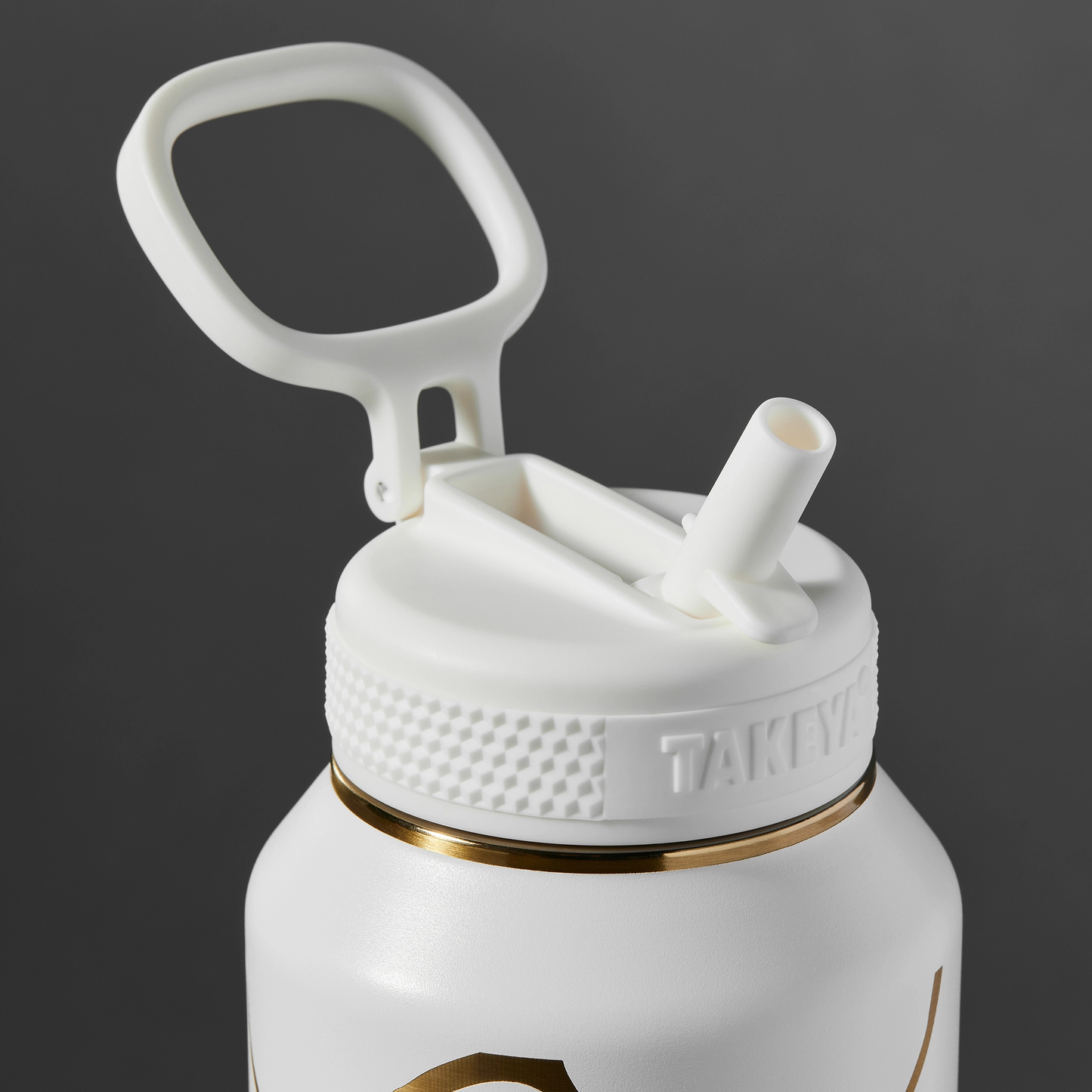 kintsugi-water-bottle-with-straw-lid-q3 51389-TK_HO25_Kintsugi_Takeya9271.png